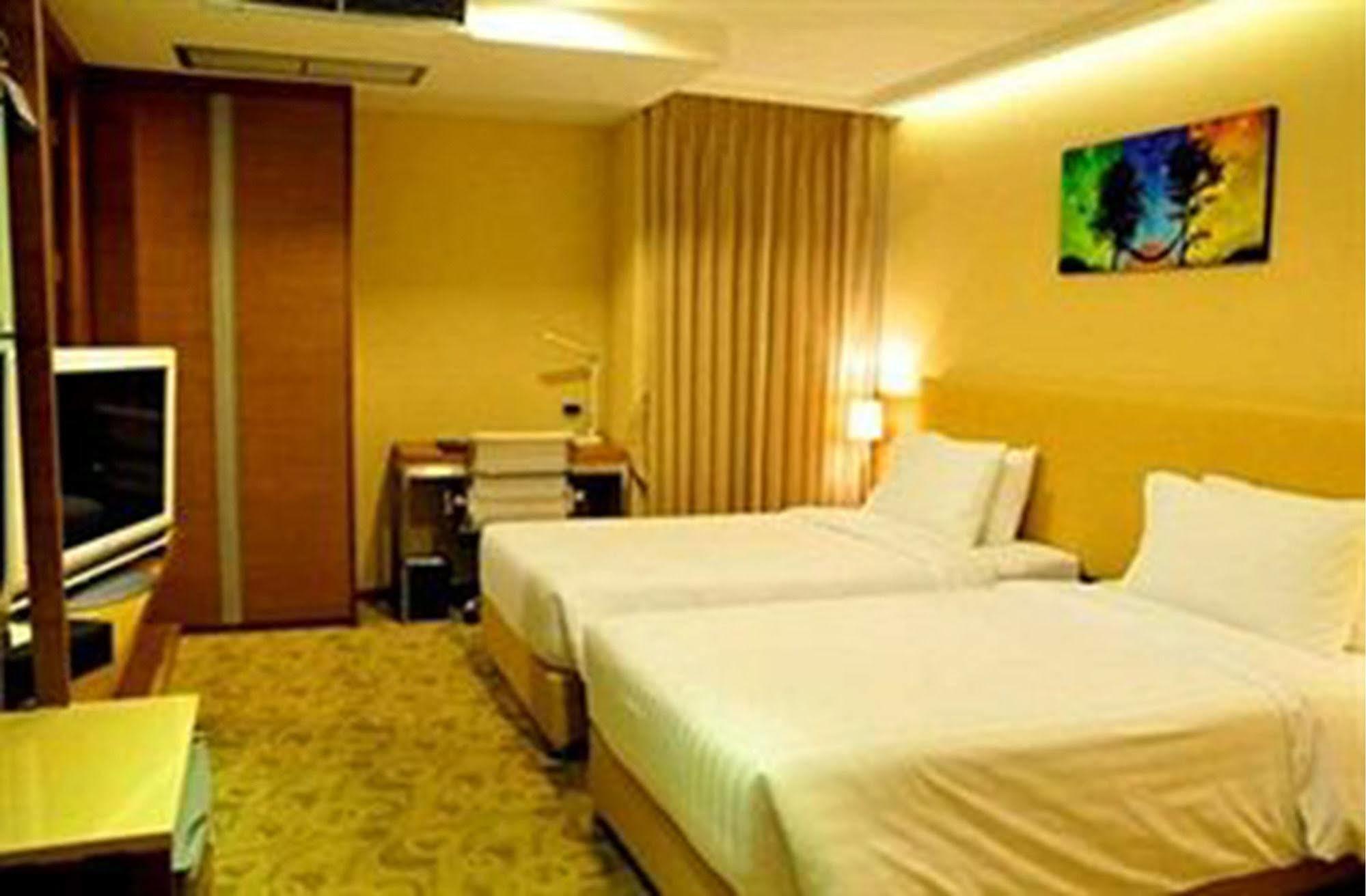 The Moonite Boutique Hotel Бангкок Экстерьер фото